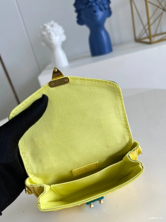 WIS METIS MICRO Louis Vuitton 0724